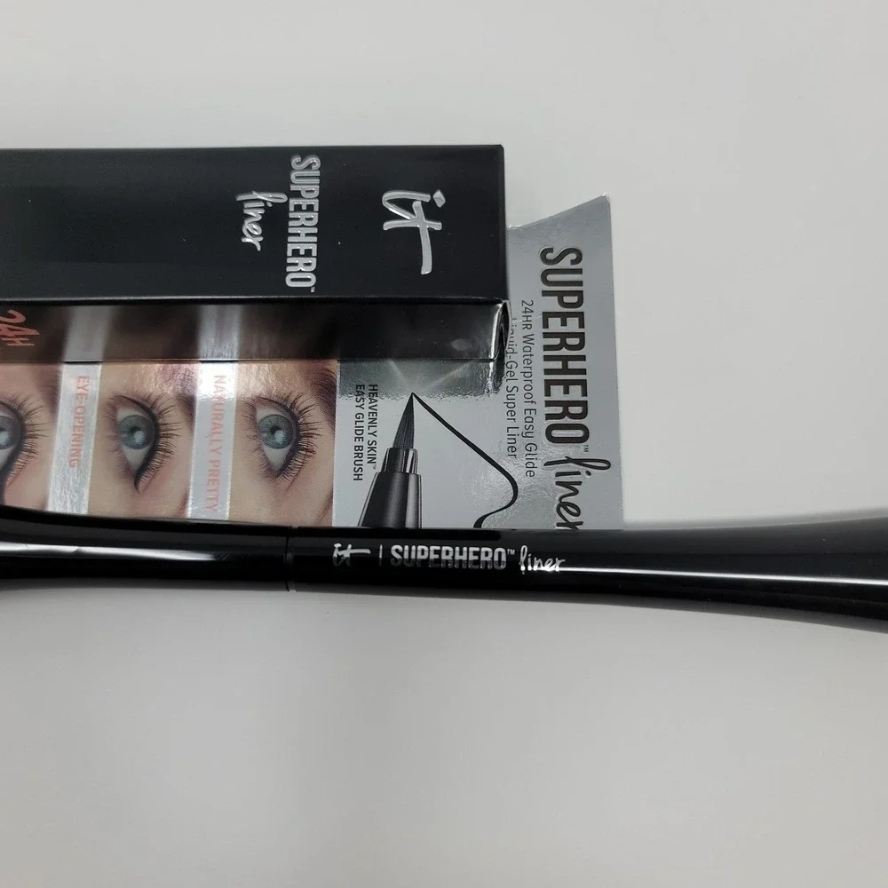 It Cosmetics Superhero Liner Super Black 24HR‎ Waterproof Liquid Gel Eyeliner